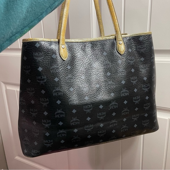 MCM Monogram Tote Bag - Picture 2 of 16